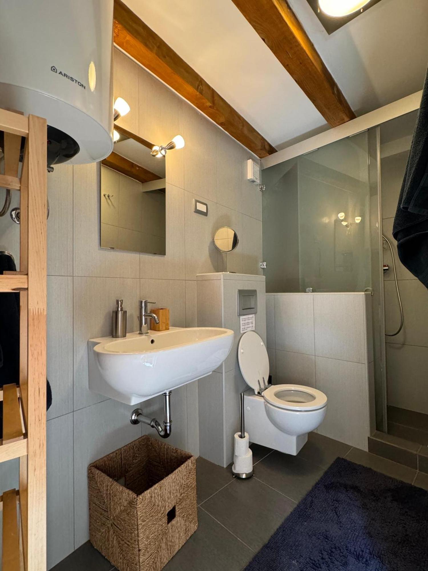 Apartament Kate'S Townhouse Buzet Zewnętrze zdjęcie